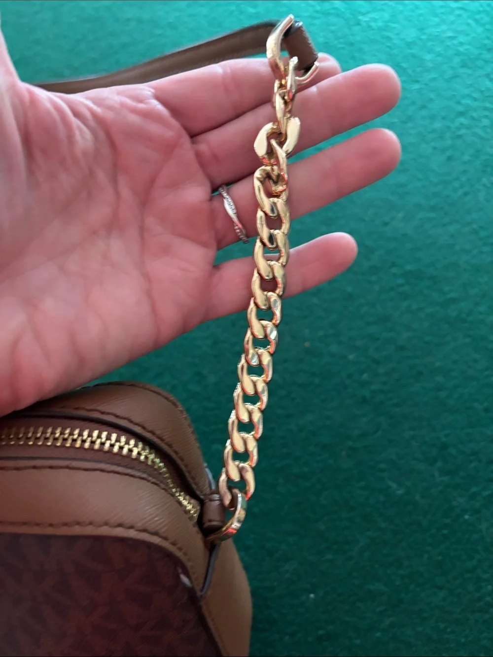Michael Kors Jet Set Logo EW Crossbody Brown Chain Acorn